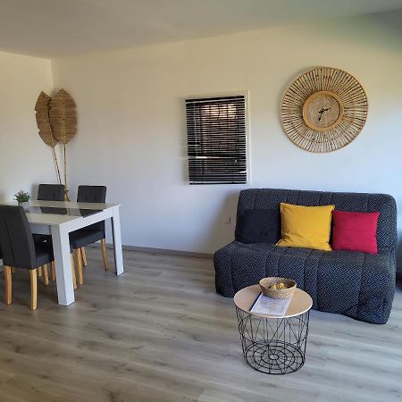Appartement Tout Equipe En Rez-De-Jardin Entre Gard Et Ardeche Saint-Julien-de-Peyrolas Kültér fotó