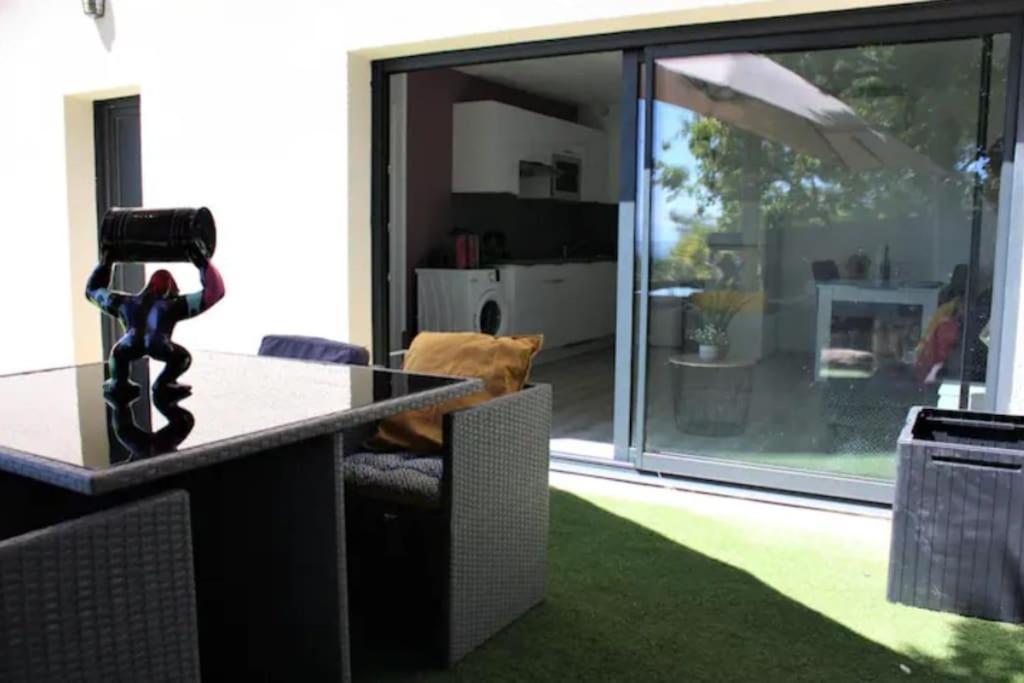 Appartement Tout Equipe En Rez-De-Jardin Entre Gard Et Ardeche Saint-Julien-de-Peyrolas Kültér fotó