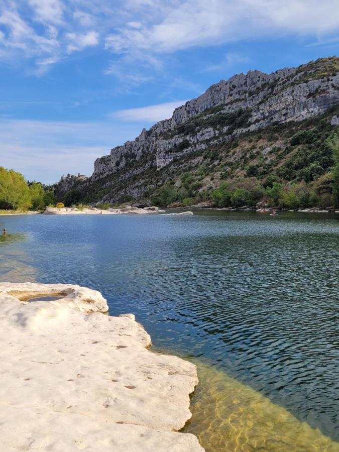 Appartement Tout Equipe En Rez-De-Jardin Entre Gard Et Ardeche Saint-Julien-de-Peyrolas Kültér fotó